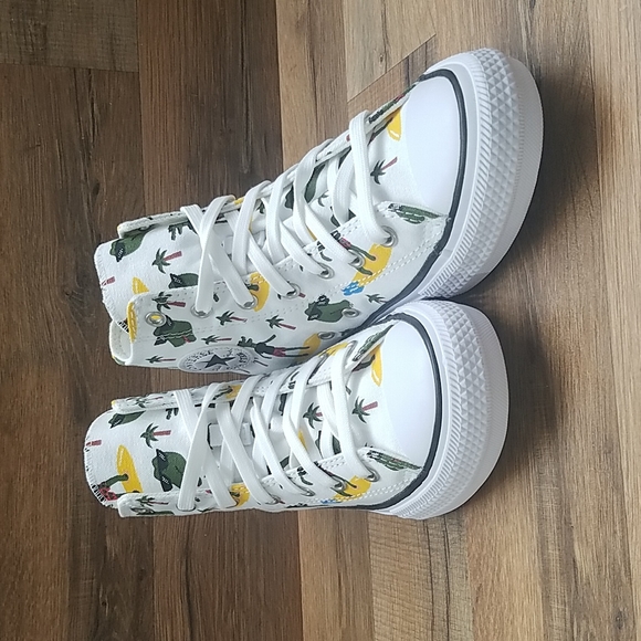 Converse high top BRAND New - Picture 10 of 11